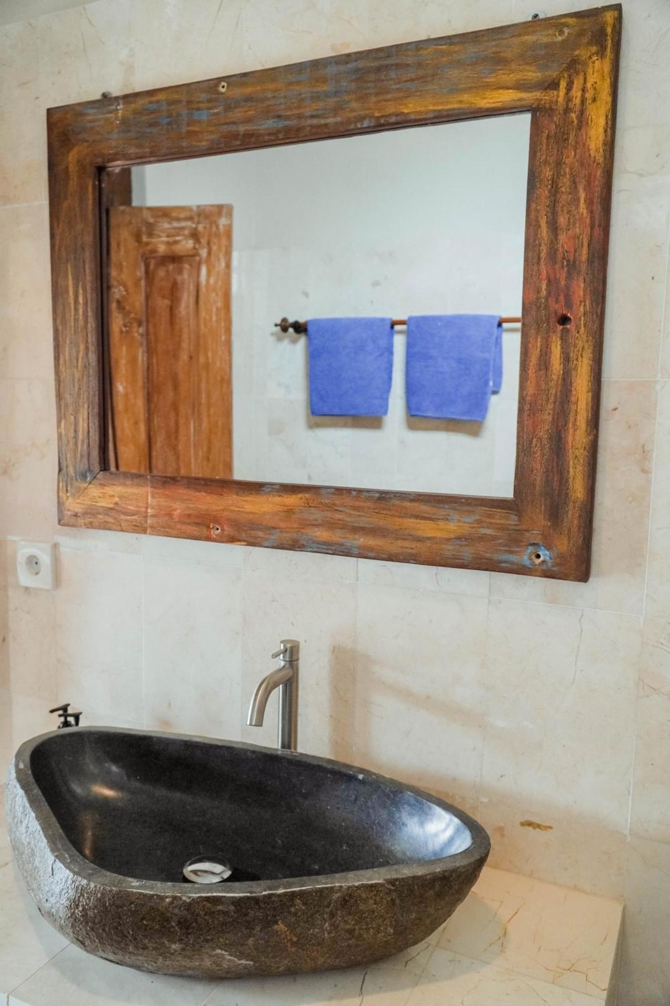Nirwa 1 Ubud Guesthouse 外观 照片